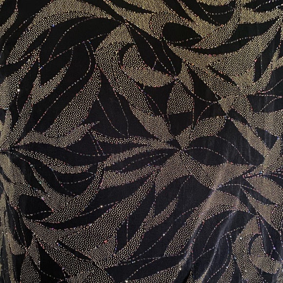 Stunning sparkly BARISAL top. - Picture 9 of 10